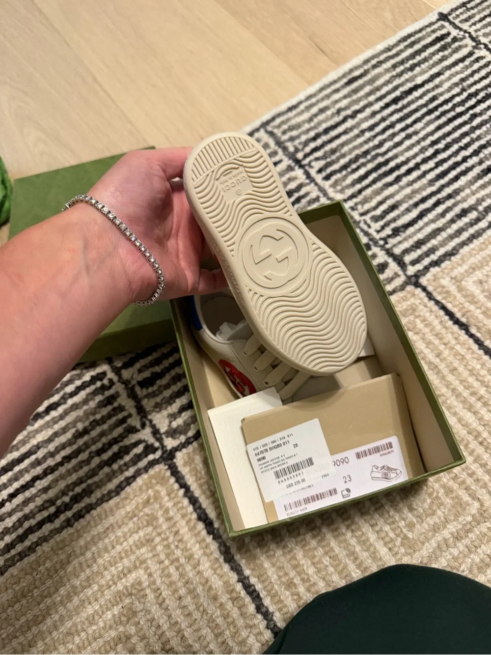 Gucci Kids White Leather Sneakers with Red Logo and Blue Heel Tab